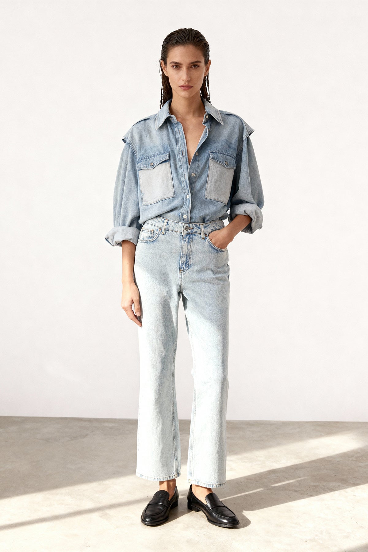 Trendyolmilla Açık Mavi Yüksek Bel Düz Kesim Straight %100 Pamuk Non-Stretch Jeans TWOSS23JE00089 Main image