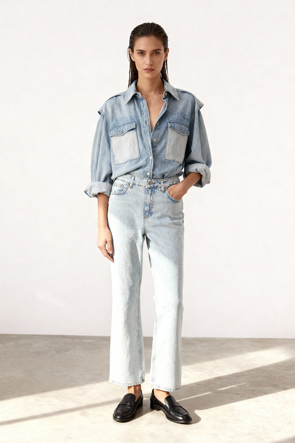 Trendyolmilla Açık Mavi Yüksek Bel Düz Kesim Straight %100 Pamuk Non-Stretch Jeans TWOSS23JE00089