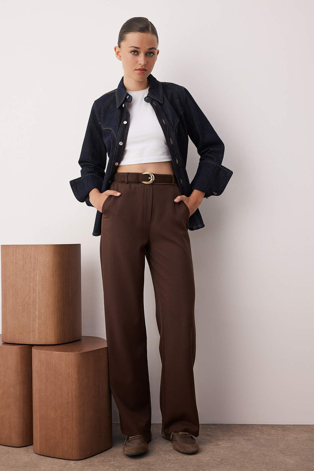 Trendyolmilla Beyaz  Wide Leg/Geniş Paça Bootcut Dokuma Kumaş Pantolon TWOAW21PL0332