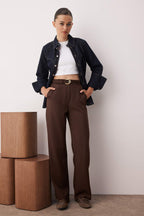 Trendyolmilla Beyaz  Wide Leg/Geniş Paça Bootcut Dokuma Kumaş Pantolon TWOAW21PL0332