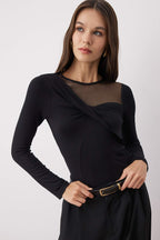 Trendyolmilla Ekru Yaka Detaylı Fitted/Vücuda Oturan Örme Bluz TWOAW26BZ00173