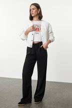 Trendyolmilla Bej More Sustainable %100 Tencel™ Beli Lastikli Yüksek Bel Jeans TWOSS24JE00203