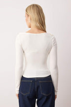 Trendyolmilla Siyah Fırfırlı Fitted/Vücuda Oturan Örme Bluz TWOAW26BZ00287