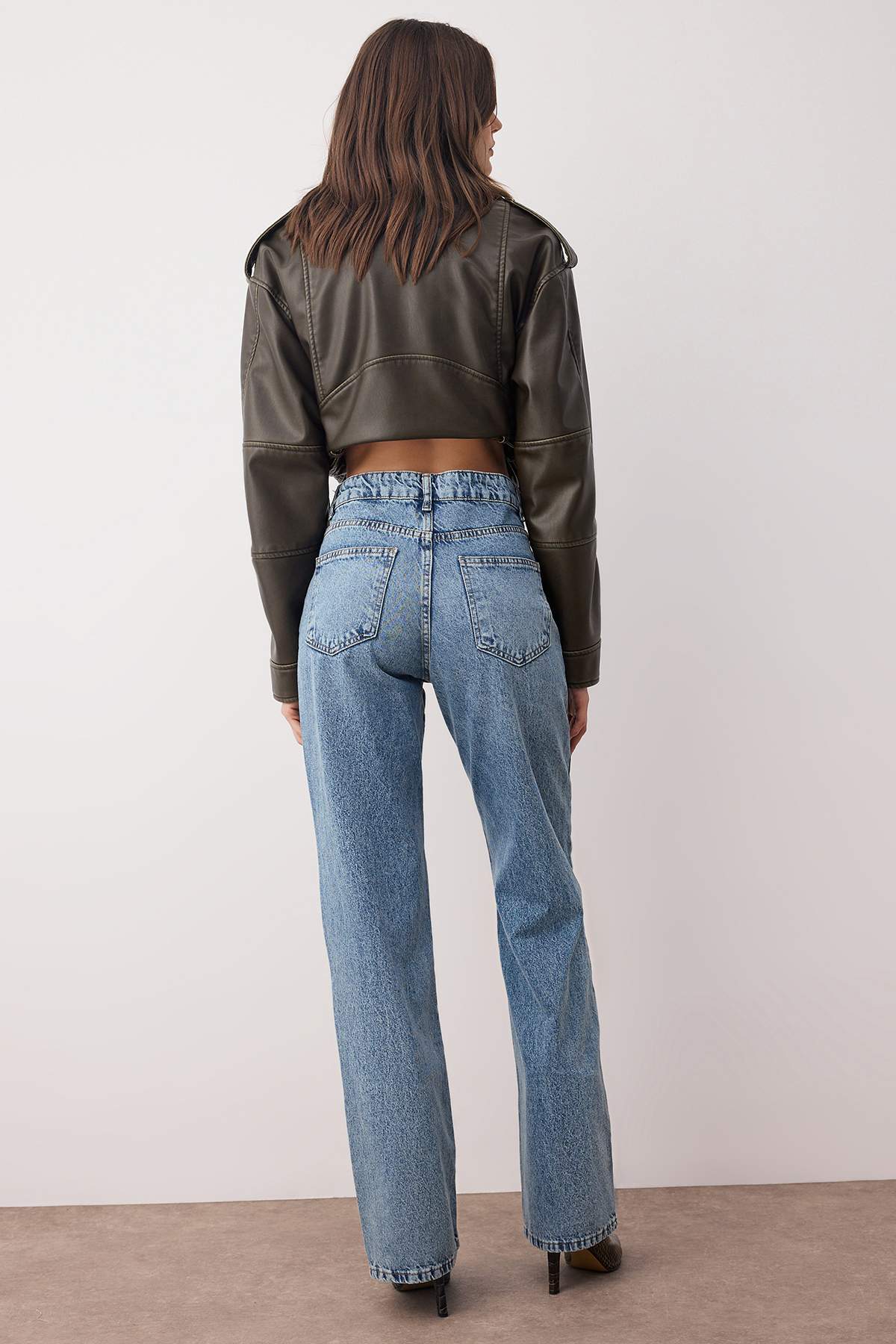 Trendyolmilla Antrasit Yüksek Bel Geniş Paça Wide Leg Jeans TWOAW26JE00083