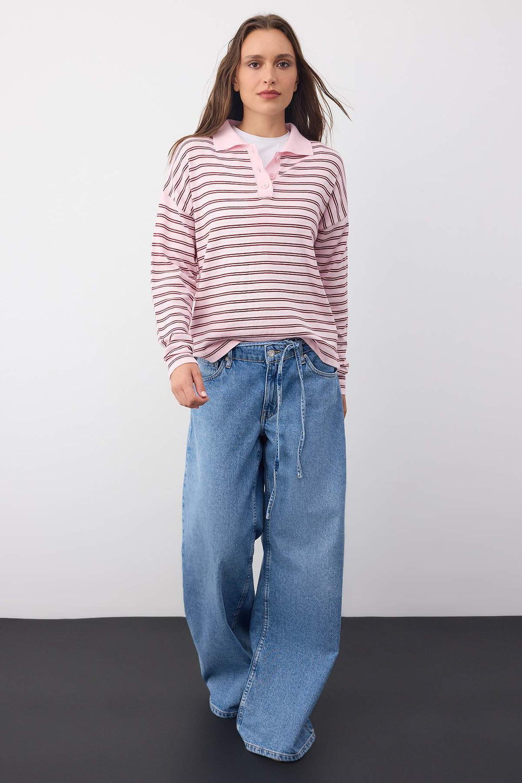 Trendyolmilla Wardrobe Essentials Yeşil Premium İplik/Özel İplikli Geniş Kalıp Çizgili Triko Kazak TWOAW26KZ00195