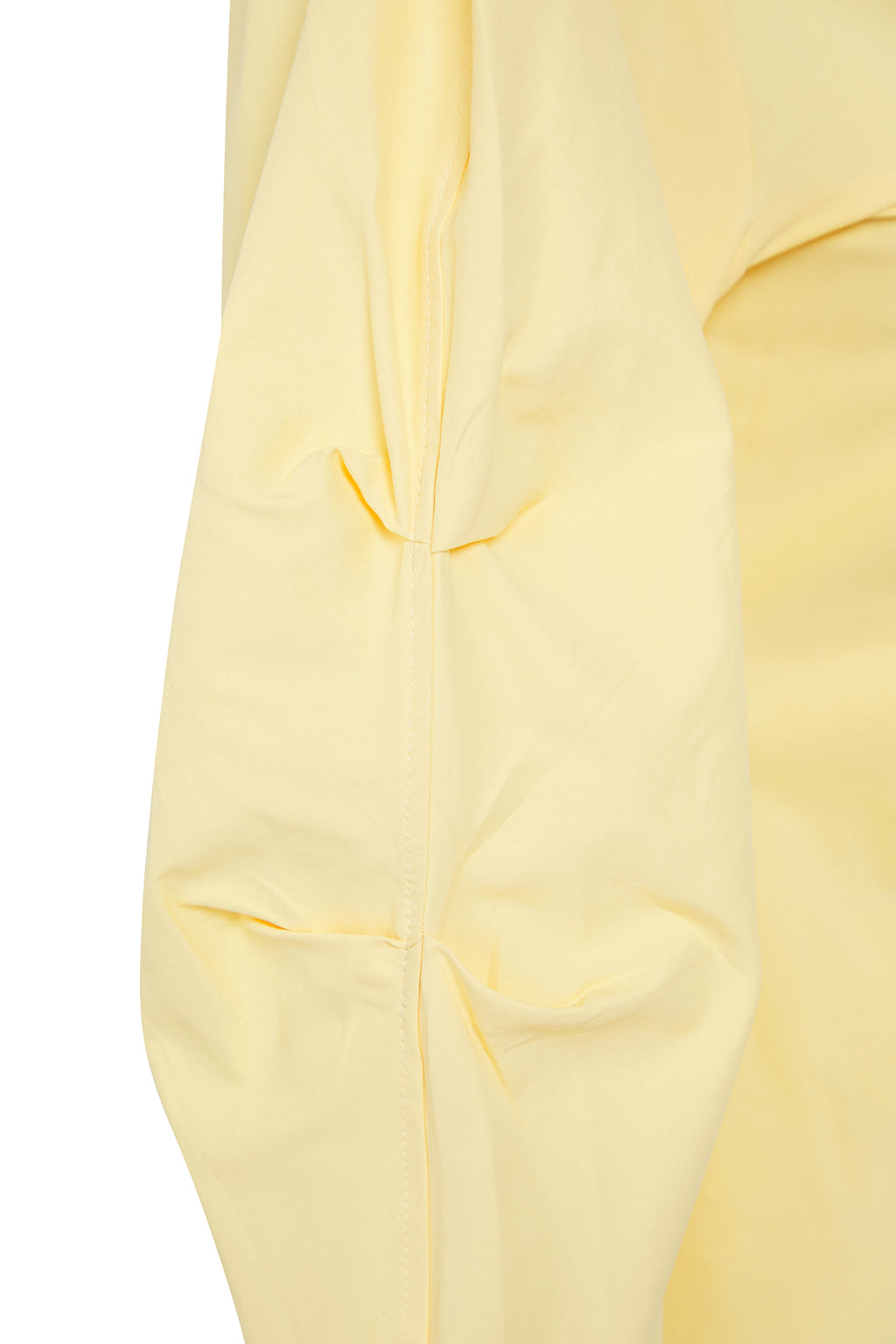 Trendyolmilla Siyah Balon Kol Detaylı Bele Oturan Asimetrik Fitted Gömlek TWOSS25GO00155