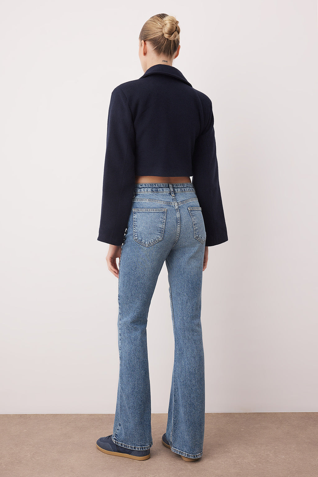 Trendyolmilla Mavi Yüksek Bel Comfort/Esnek Flare İspanyol Paça Jeans TWOSS25JE00101