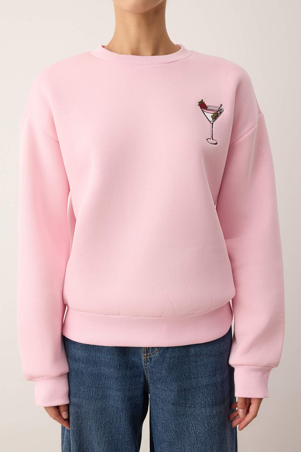 Trendyolmilla Siyah Animal Nakışlı Regular/Normal Kalıp Kalın İçi Polarlı Örme Sweatshirt TWOAW24SW00196