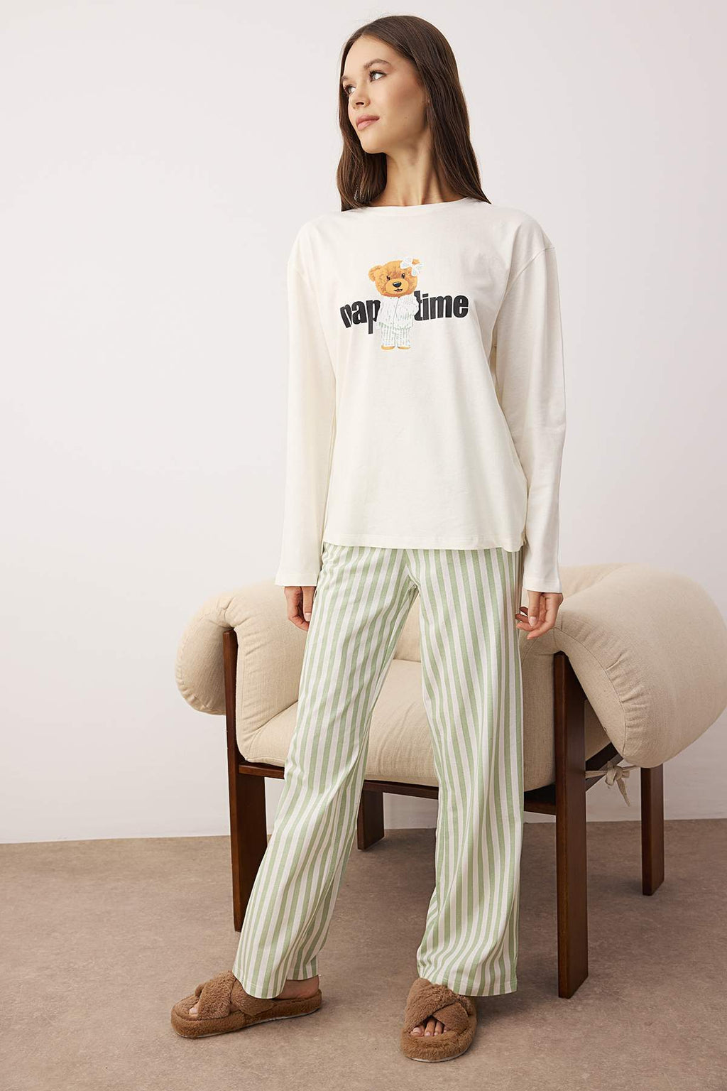 Trendyolmilla Mint %100 Pamuklu Çizgili Ayıcıklı Örme Pijama Takımı THMAW25PT00171