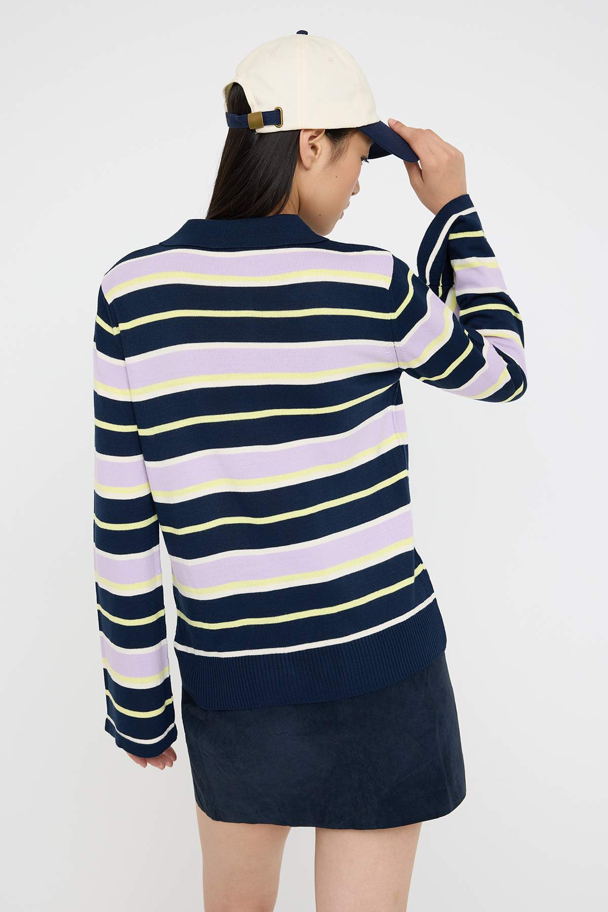 Trendyolmilla Teen Siyah*001 Polo Yaka Düz Triko Kazak TWOAW26KZ00121