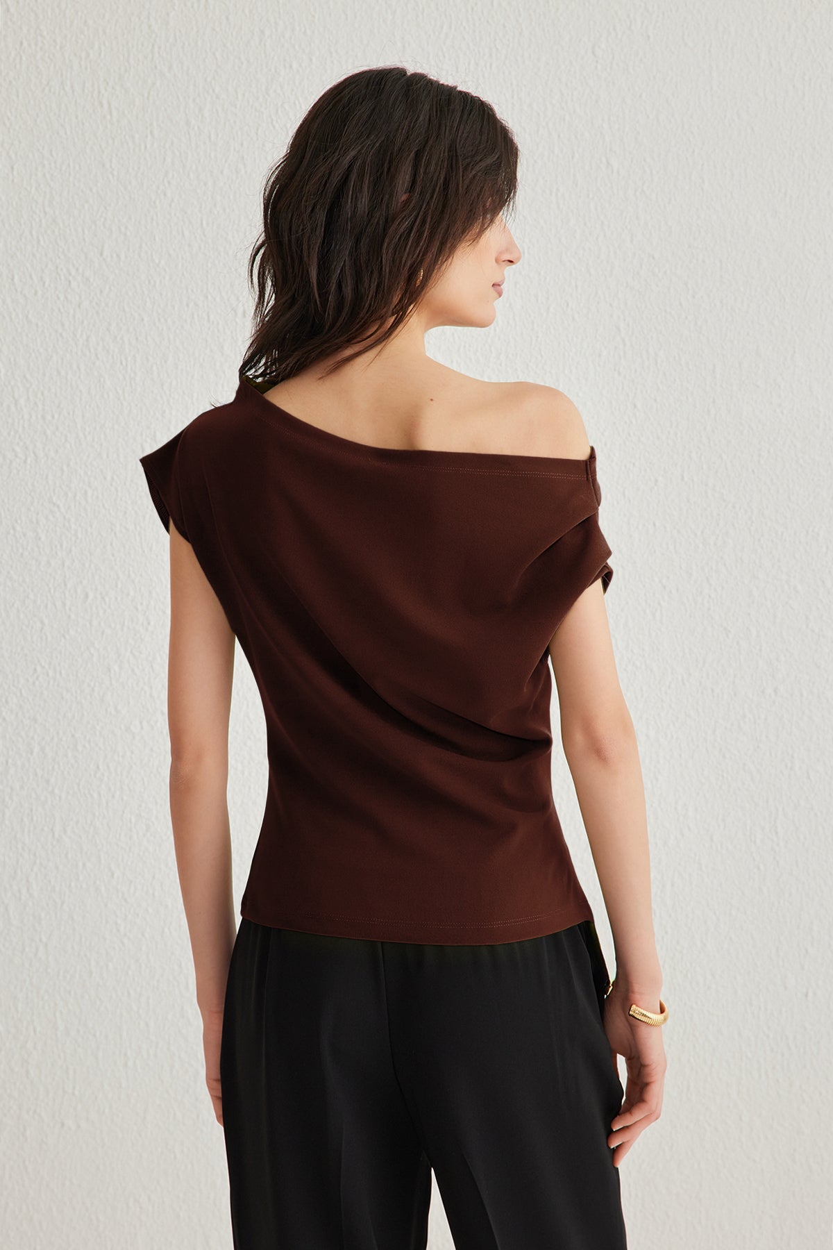 Trendyolmilla Kırmızı Büzgü/Drape Detaylı Dökümlü Asimetrik Yaka Örme Bluz TWOSS25BZ00024