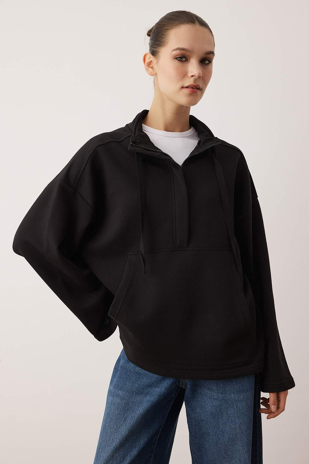 Trendyolmilla Petrol Dik Yaka Fermuarlı ve Cepli Relaxed/Rahat Kalıp Örme Sweatshirt TWOAW26SW00187