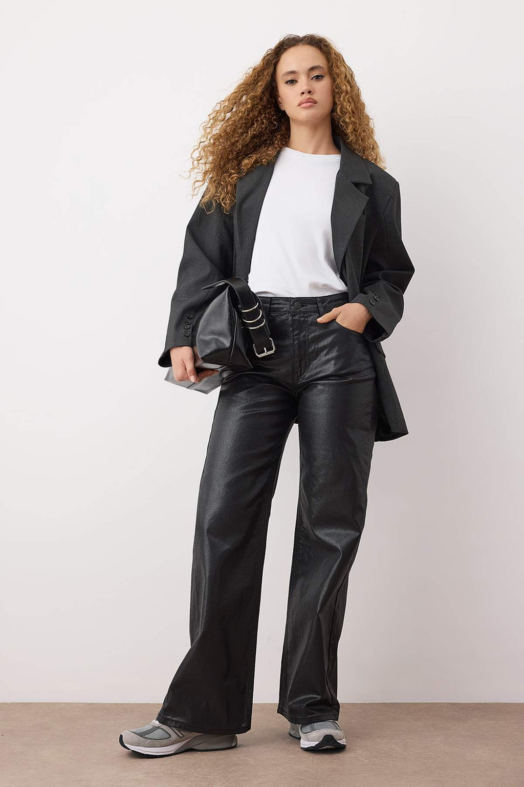 Siyah Kaplama Yüksek Bel Wide Leg Jeans TWOAW26JE00156