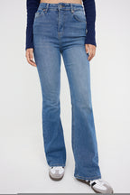 Trendyolmilla Mavi Yüksek Bel Comfort/Esnek İspanyol Paça Flare Jeans TWOAW26JE00095