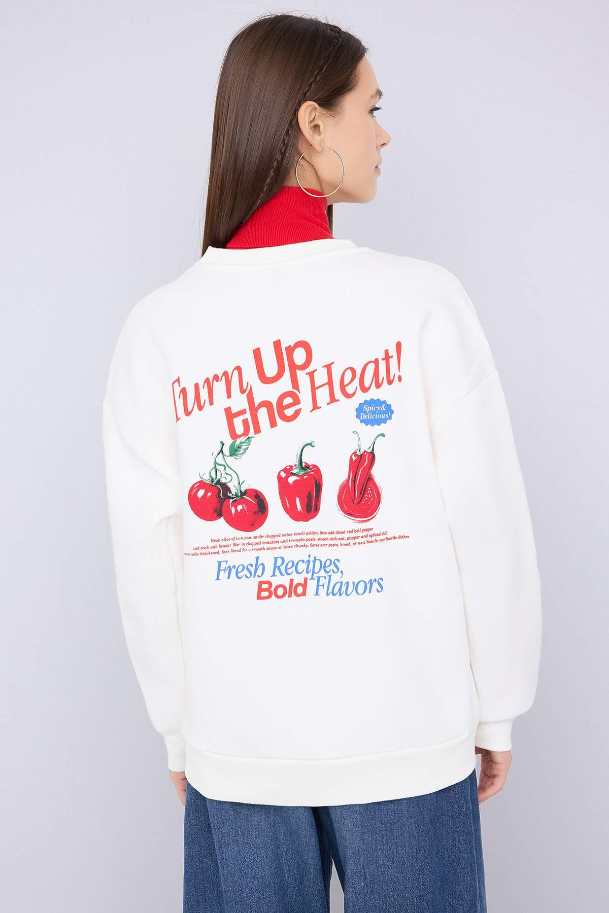 Teen Ekru Sırt Domates Baskılı Oversize/Geniş Kalıp Örme Sweatshirt TWOAW26SW00188
