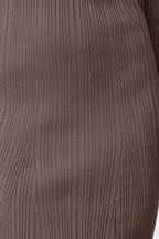 Trendyolmilla Kahverengi Midi Triko Basic Carmen Yaka Elbise TWOAW25EL00033