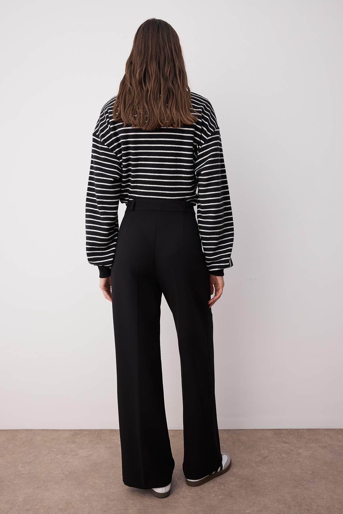 Trendyolmilla Siyah Pilili Wide Leg/Geniş Paça Dokuma Pantolon TWOAW25PL00109 Palazzo