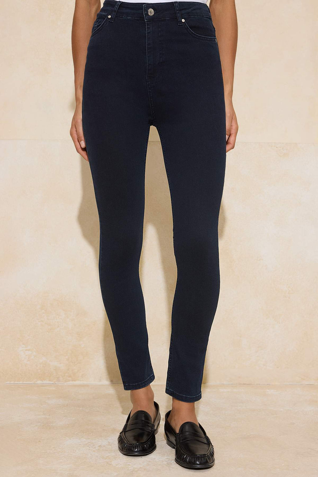 Trendyolmilla Gece Mavisi Vücudu Saran Yüksek Bel Ekstra Esnek Skinny Jeans TWOSS23JE00080