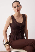 Trendyolmilla Siyah Astarsız Tül Dantel Şeritli Büzgü Detaylı Tül Party Bluz TPRSS25BZ00052