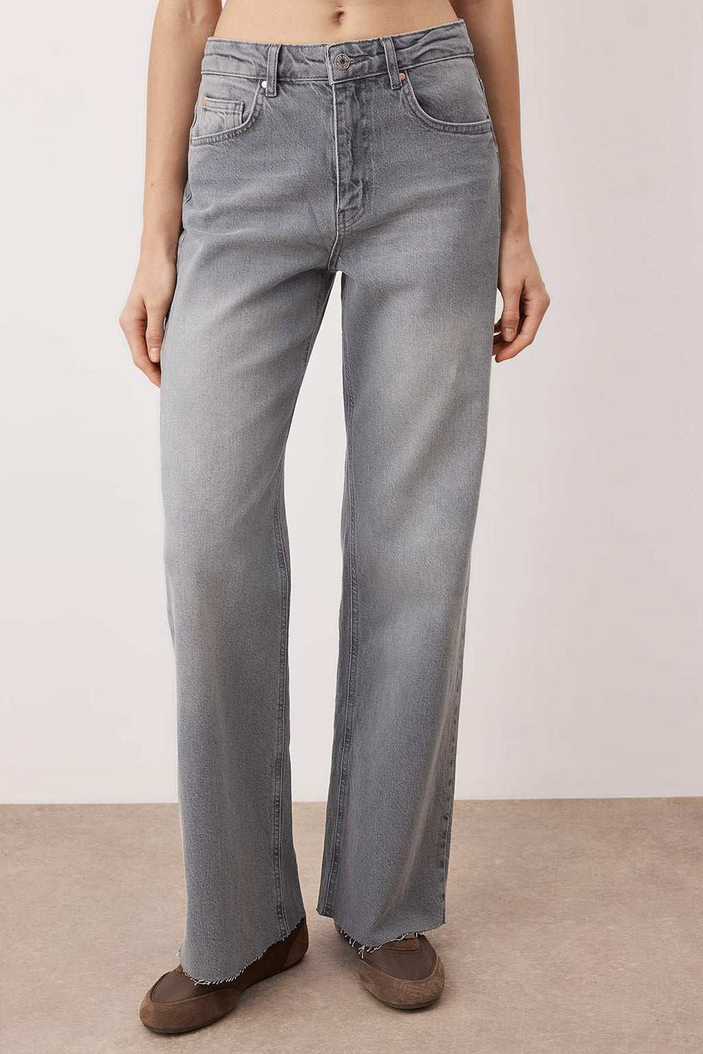 Trendyolmilla Koyu Mavi Yüksek Bel Comfort Paçası Kesikli Wide Leg Palazzo Jeans TWOAW26JE00081