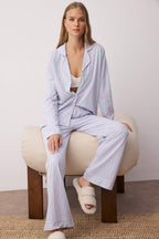 Trendyolmilla Mavi %100 Pamuklu Çizgili Gömlek-Pantolon Örme Pijama Takımı THMAW24PT00144