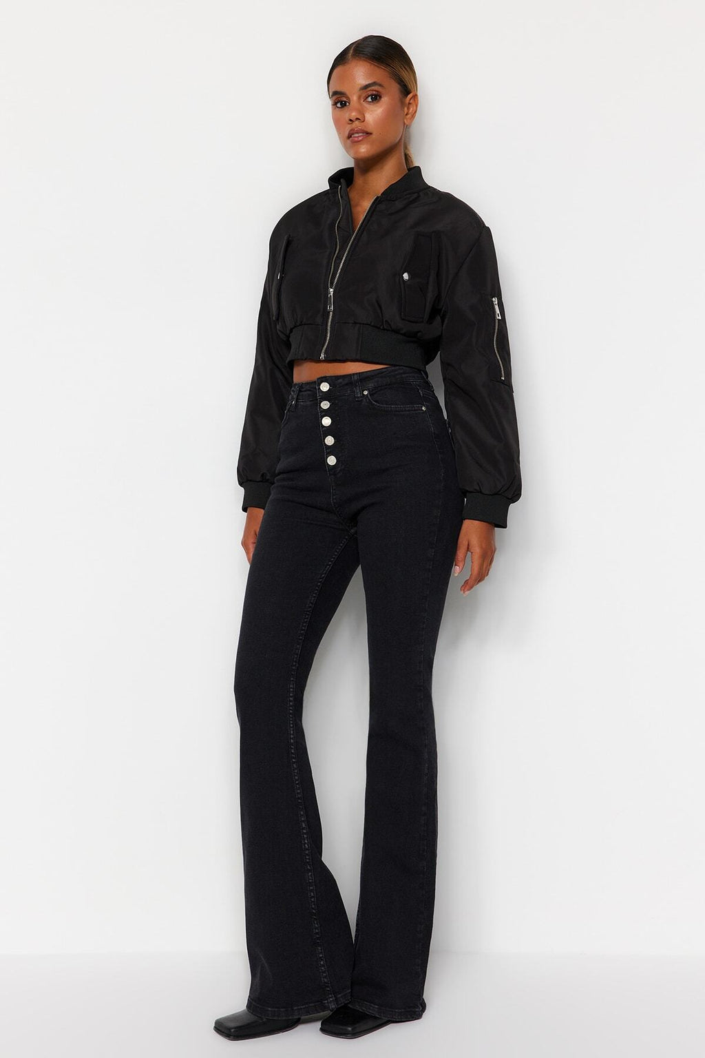 Trendyolmilla Mavi Önden Düğmeli Yüksek Bel Orta Esnek İspanyol Paça Flare Comfort/Esnek Jeans TWOSS20JE0111