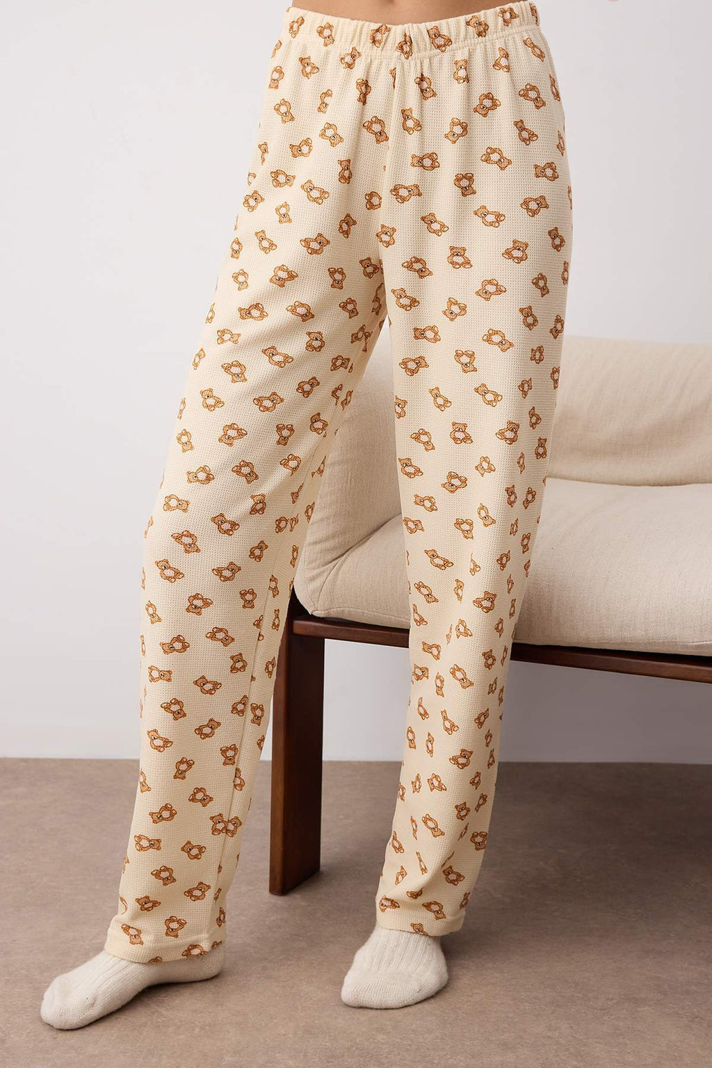 Trendyolmilla Bordo Kurdele/Fiyonklu Yumuşak Kışlık Waffle Örme Pijama Takımı THMAW26PT00187