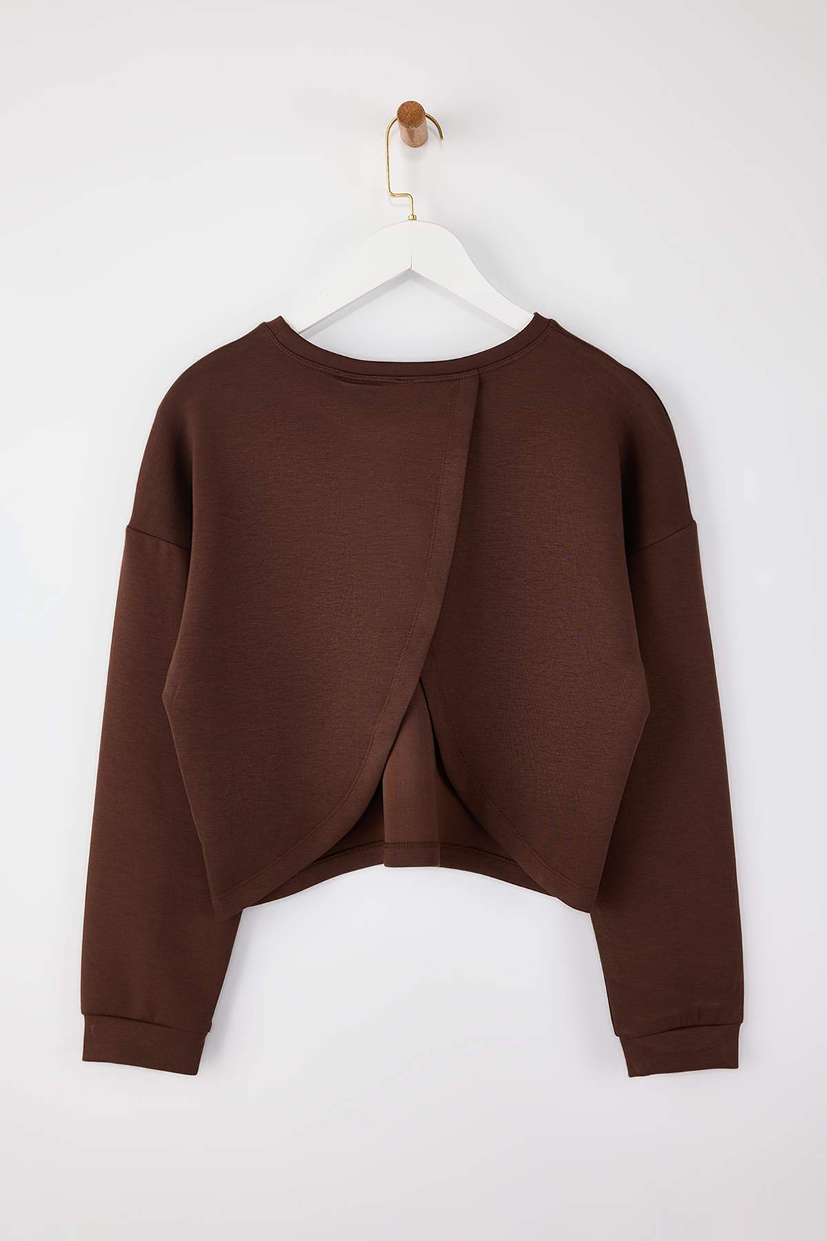 Trendyolmilla Kahverengi İnterlok Regular Sweatshirt THMAW26SW00003