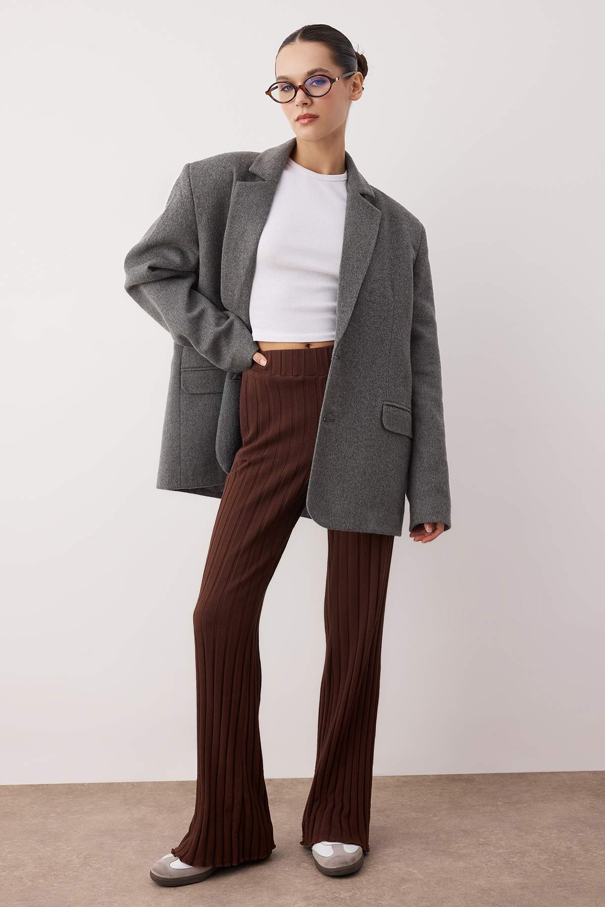 Kahverengi Flare/İspanyol Paça Yüksek Bel Esnek Örme Pantolon TWOAW26PL00098 Main image