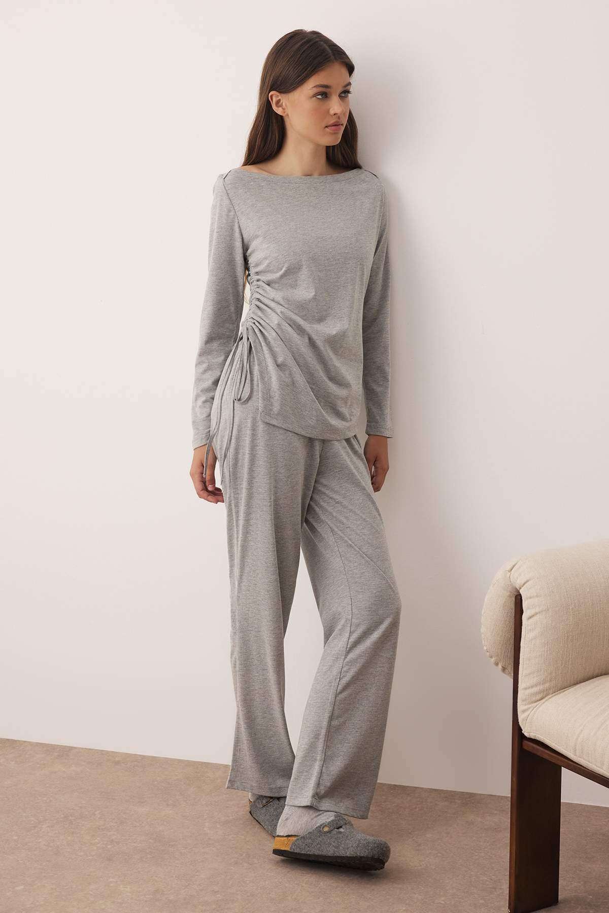 Gri Melanj Pamuklu Büzgü Detaylı Örme Pijama Takımı THMAW26PT00082 Secondary image