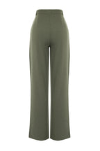 Trendyolmilla Limited Edition Vizon Straight/Düz Kesim Pilili Dokuma Kumaş Pantolon TWOAW23PL00401