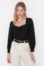 Trendyolmilla Haki Büzgü Detaylı Dokuma Bluz TWOAW23BZ00633 B