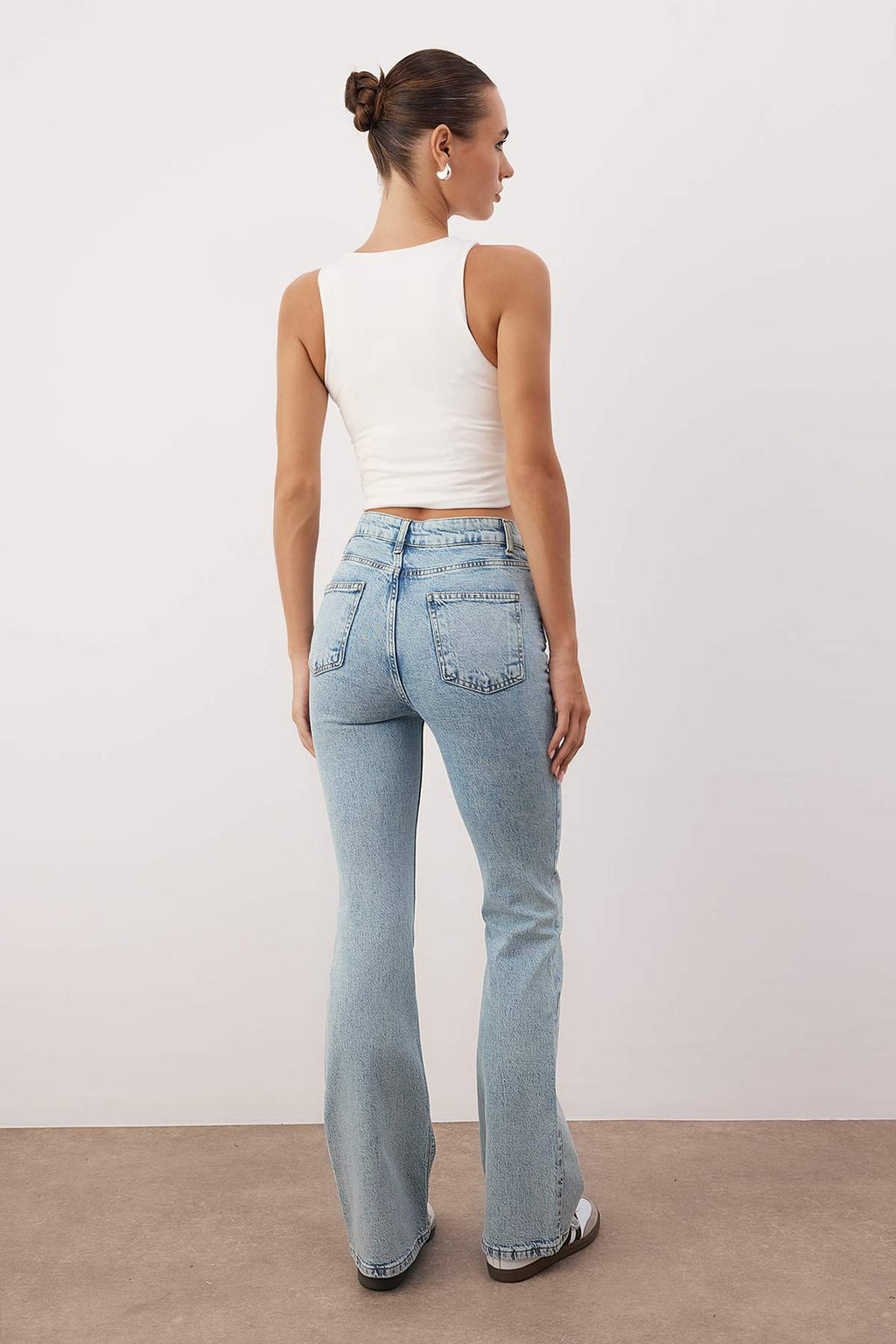 Açık Mavi Yüksek Bel Comfort/Esnek Flare Jeans TWOAW26JE00260
