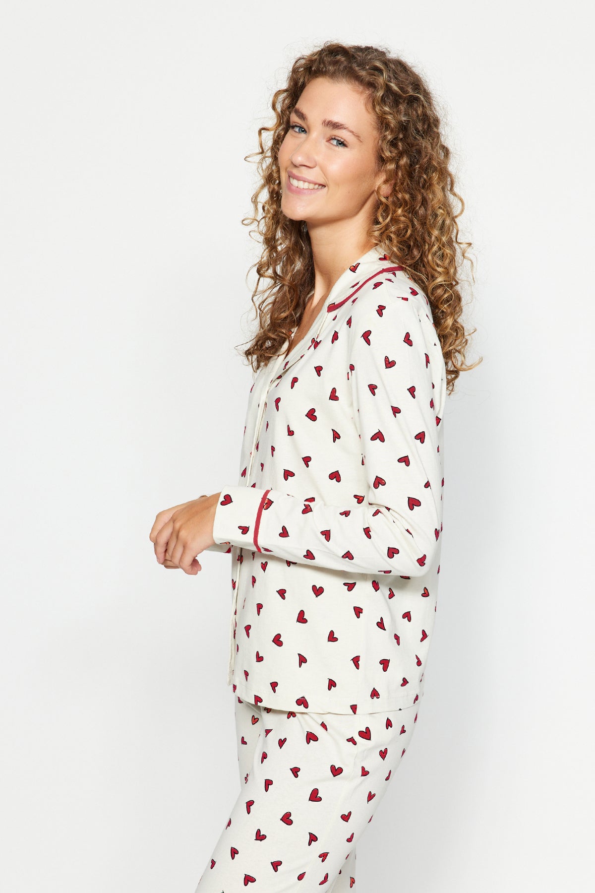 Trendyolmilla Bej %100 Pamuklu Kalpli Biyeli Örme Pijama Takımı THMAW24PT00103
