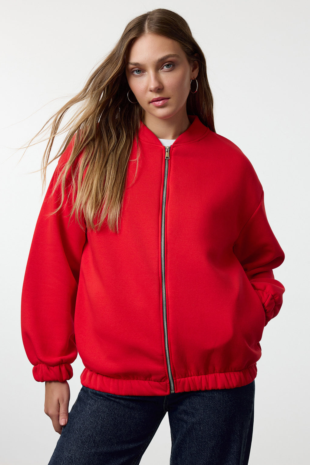 Trendyolmilla Ekru Fermuarlı Oversize/Geniş Kalıp Kalın İçi Polarlı  Örme Sweatshirt TWOAW25SW00122