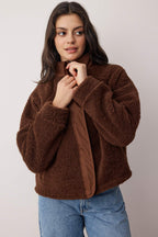 Trendyolmilla Koyu Kahverengi Peluş Regular/Normal Kalıp Dokuma Garnili Fermuarlı Örme Sweatshirt TWOAW25SW00139