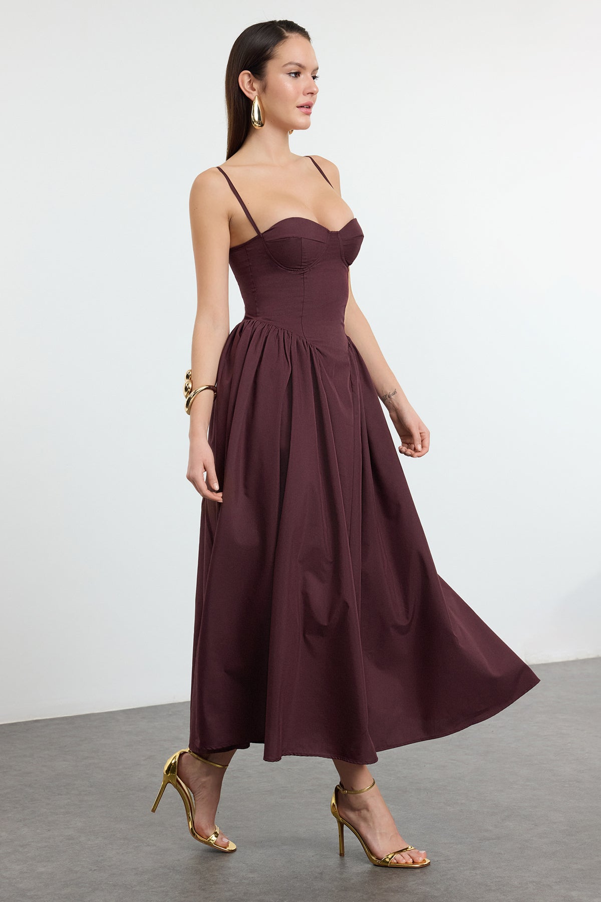 Trendyolmilla Açık Mavi A-Kesim Poplin Dokuma Midi Elbise TPRSS24EL00294