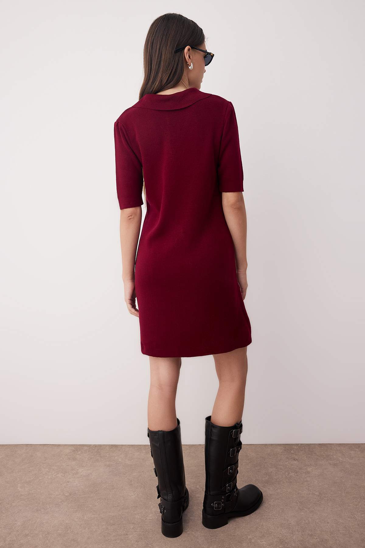 Trendyolmilla Siyah Renk Bloklu Kısa / Mini Polo Yaka Triko Elbise TWOAW26EL00105