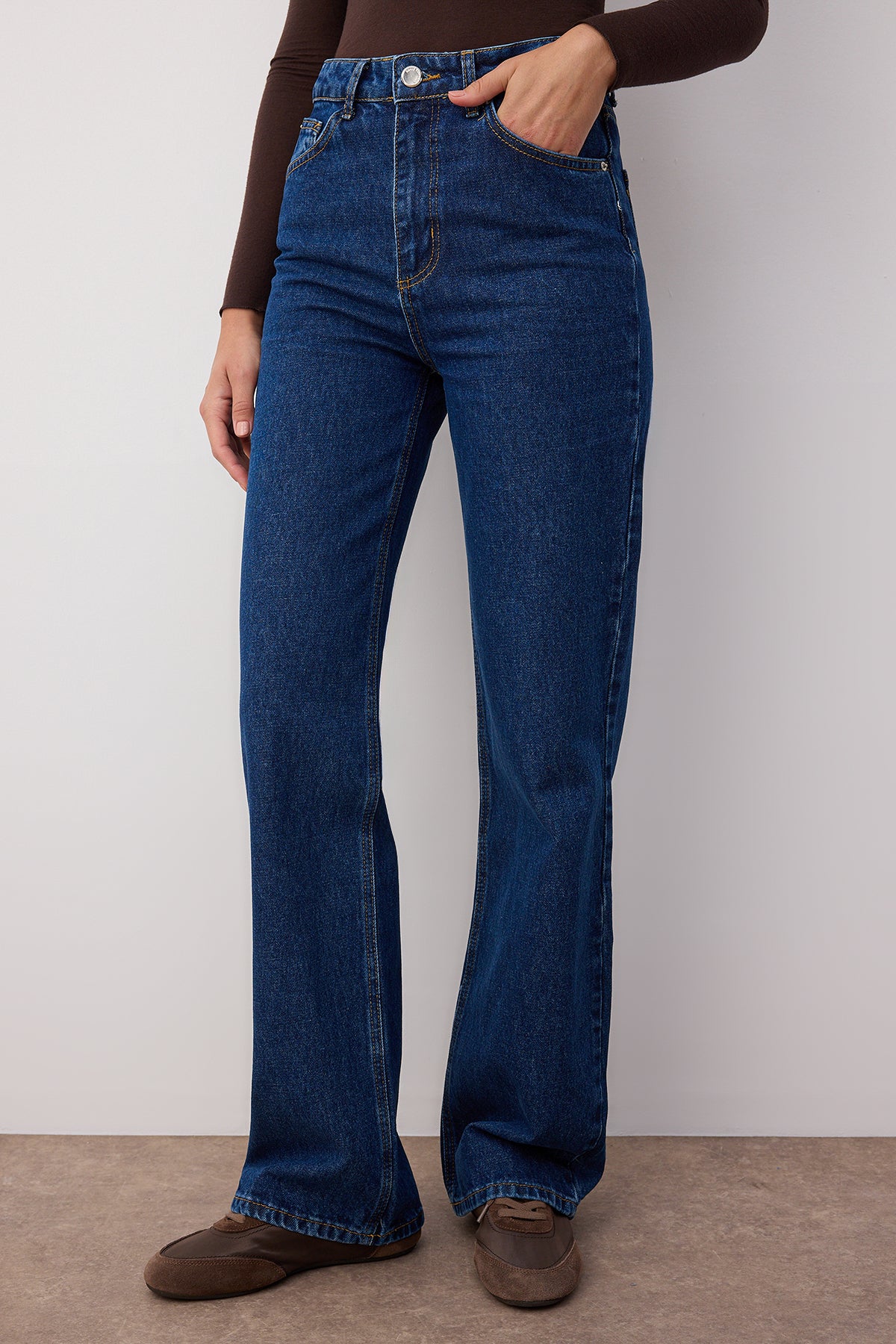 Trendyolmilla Koyu Mavi Yüksek Bel Wide Leg Geniş Paça %100 Pamuk Non-Stretch Jeans TWOSS23JE00068