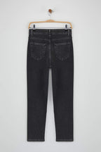 Trendyolmilla Antrasit Yüksek Bel Esnek Comfort Yeni Mom Jeans TWOAW26JE00056