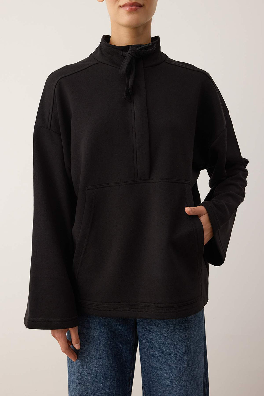 Trendyolmilla Petrol Dik Yaka Fermuarlı ve Cepli Relaxed/Rahat Kalıp Örme Sweatshirt TWOAW26SW00187