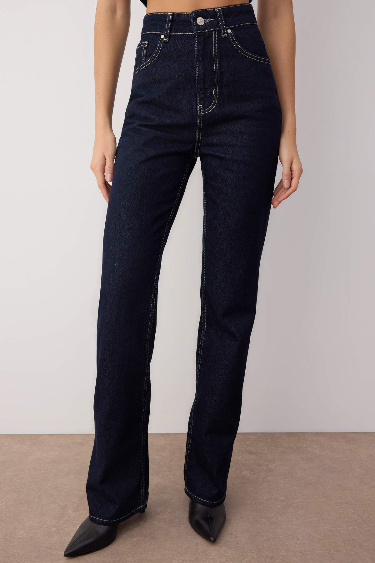Koyu Mavi Yüksek Bel Orta Esnek Straight/Düz Kesim Jeans TWOAW26JE00025