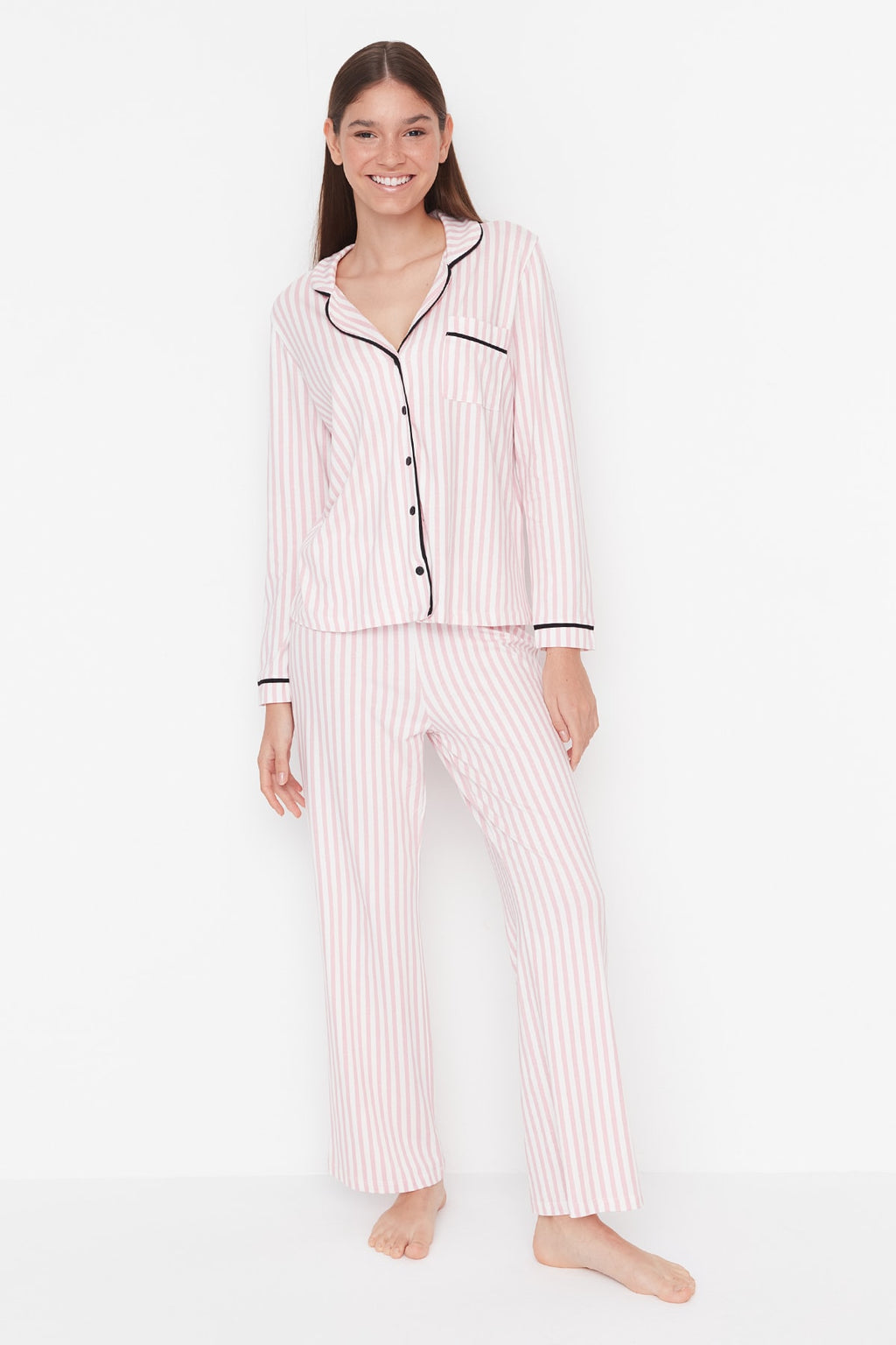 Trendyolmilla Pudra %100 Pamuklu Çizgili Biye Detaylı Örme Pijama Takımı THMAW21PT0614