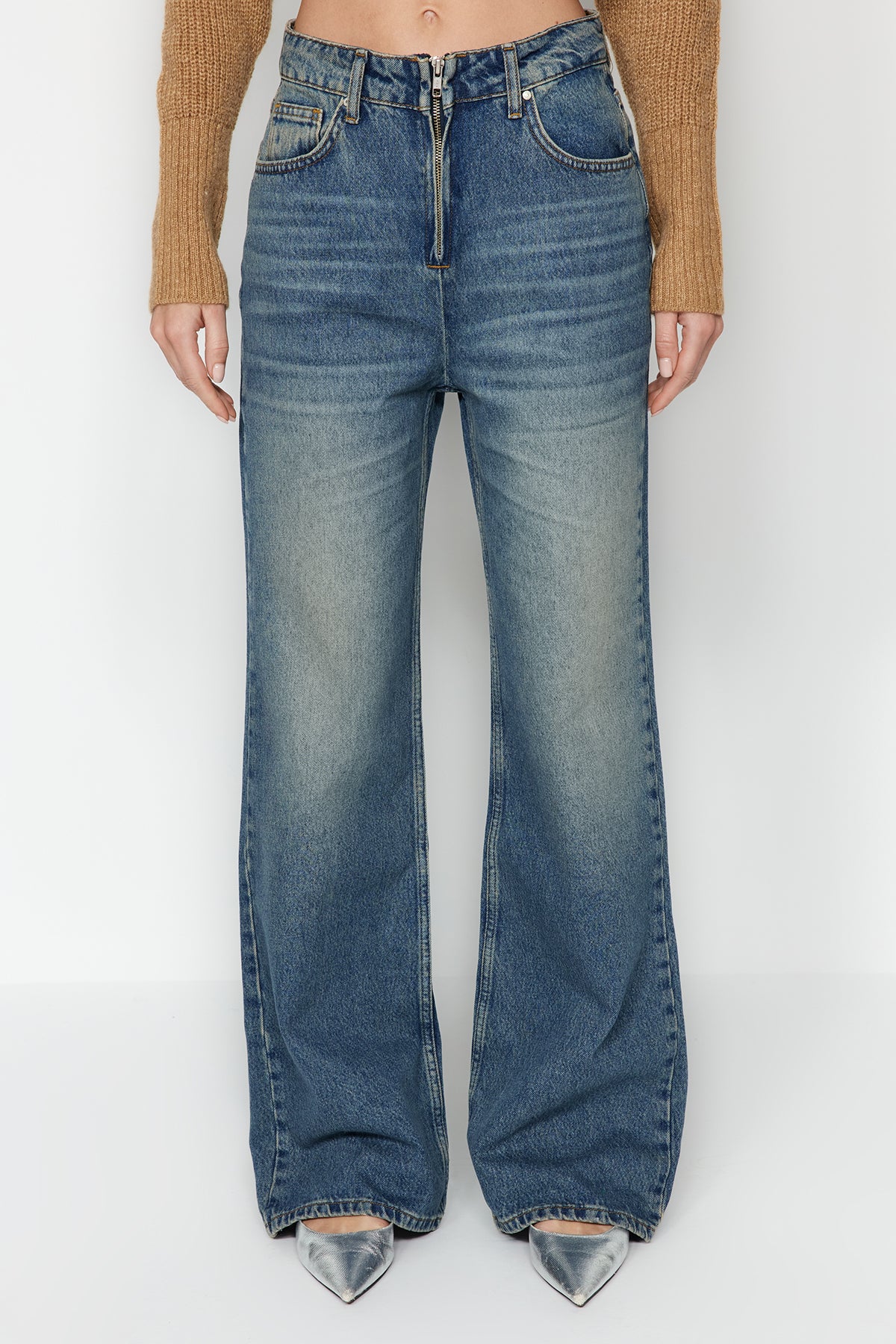 Mavi More Sustainable Soluk Efekt Vintage Fermuar Detaylı Yüksek Bel Wide Leg Jeans TWOAW24JE00315 Main image