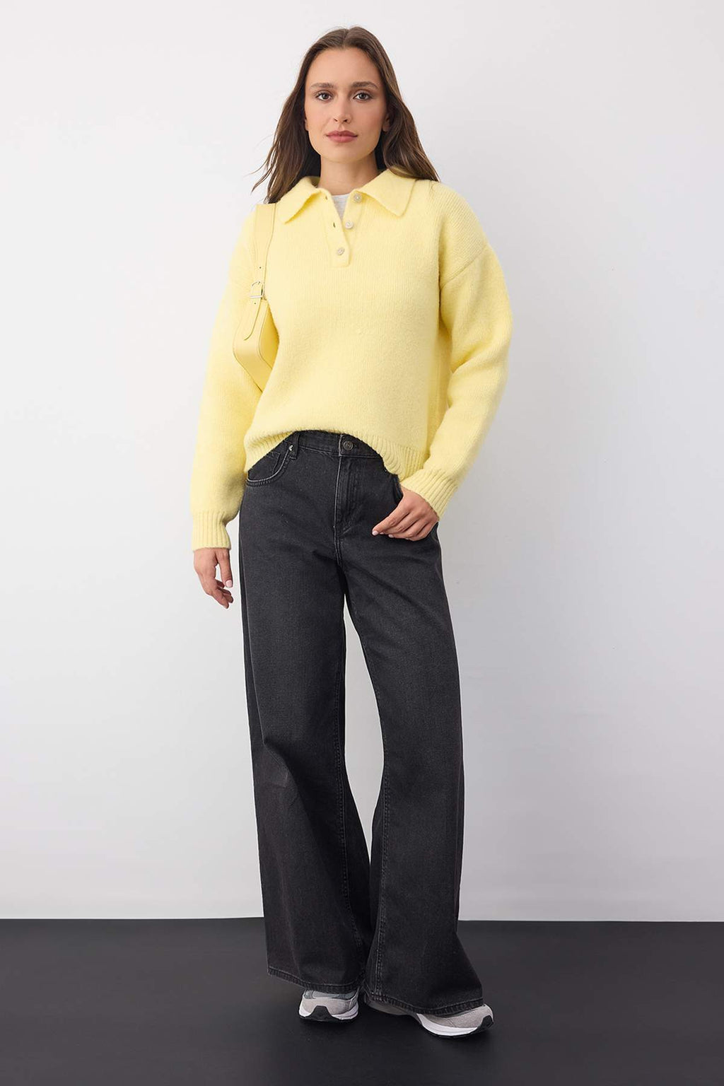 Trendyolmilla Wardrobe Essentials Camel*001 Basic Geniş Kalıp Özel İplikli Triko Kazak | TWOAW26KZ00072