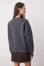 Trendyolmilla Siyah Animal Nakışlı Regular/Normal Kalıp Kalın İçi Polarlı Örme Sweatshirt TWOAW24SW00196