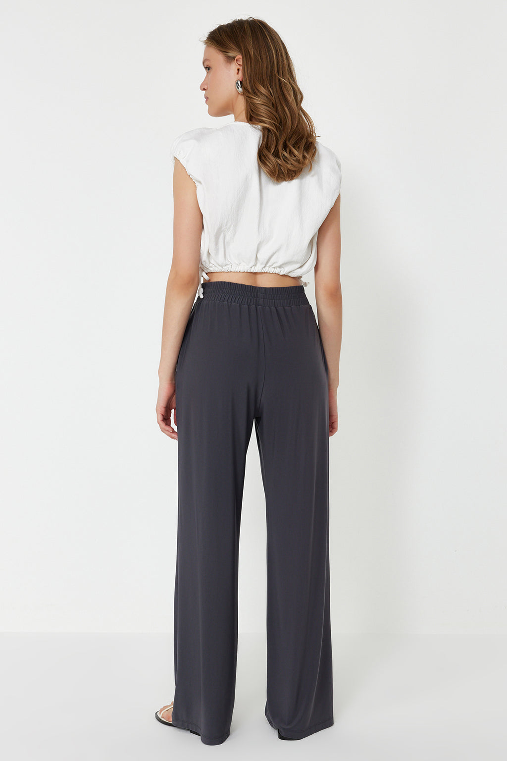 Trendyolmilla Antrasit Wide Leg/Rahat Kesim Yüksek Bel Esnek Pantolon TWOSS23PL00129