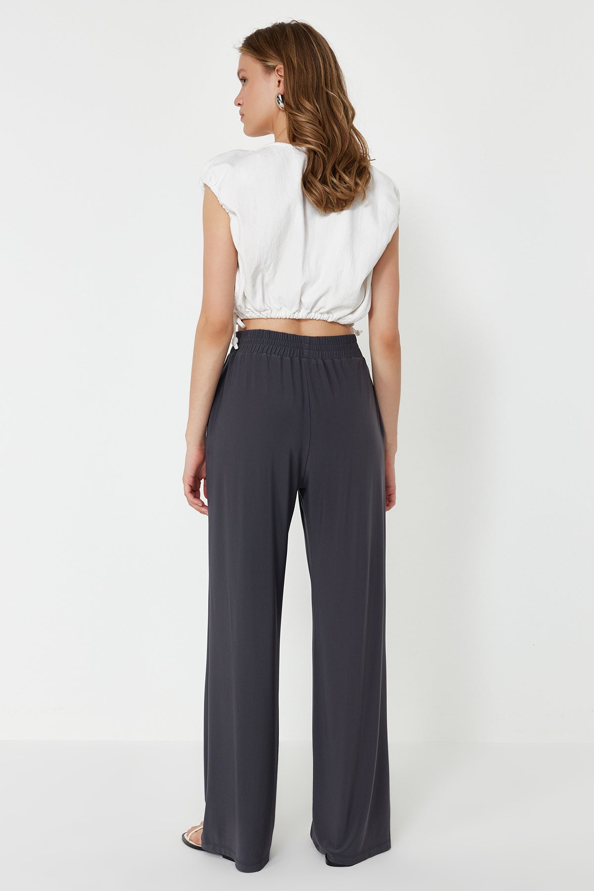 Trendyolmilla Antrasit Wide Leg/Rahat Kesim Yüksek Bel Esnek Pantolon TWOSS23PL00129
