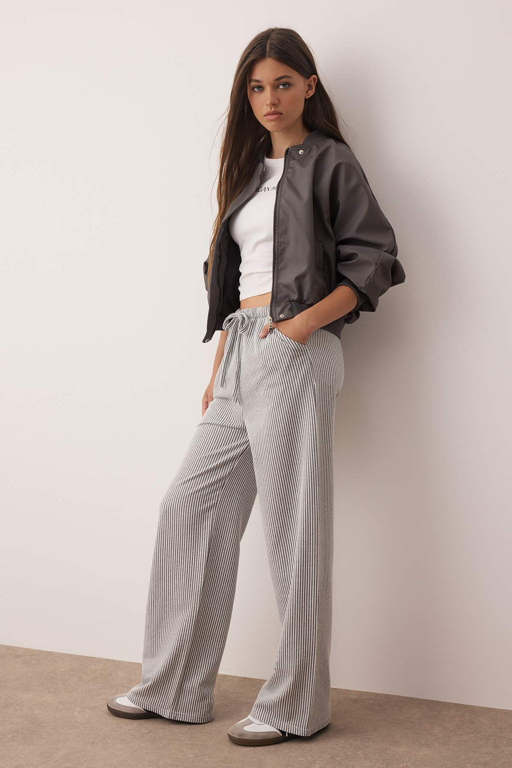 Antrasit Çizgili Lastikli Bel Wide Leg/Geniş Kesim Örme  Pantolon TWOAW26PL00061