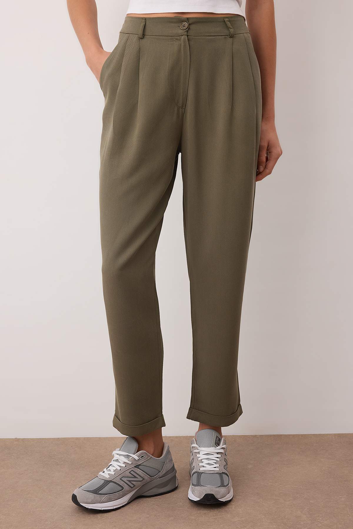 Haki Pilili Beli Lastikli Duble Paça Pantolon TWOAW26PL00125
